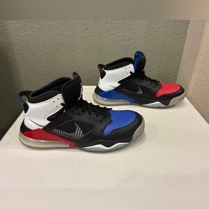 Jordan Mars 270 CD7070-001 Mens Size 11.5 Blue Red Black
